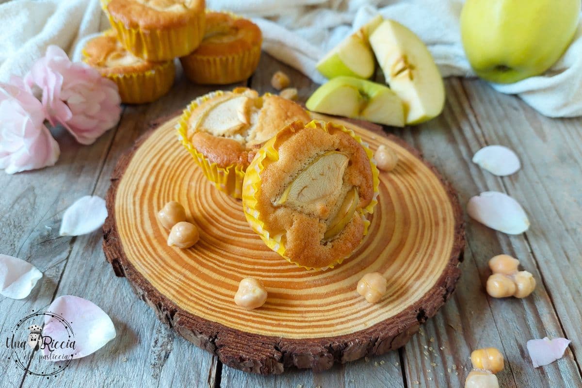 Tortine semintegrali con mele e acquafaba senza uova